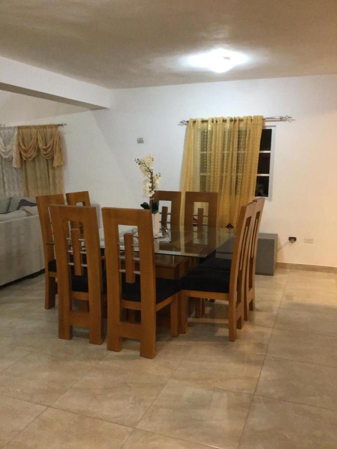 Villa Nilsa Bani Luaran gambar